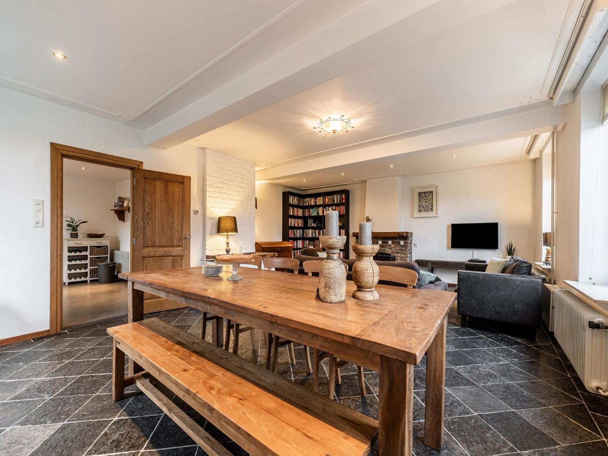Vila Attractive Farmhouse In South Limburg With Terrace Klimmen Exteriér fotografie